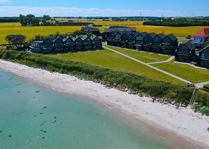 Hotel Ballen Strandpark 3*